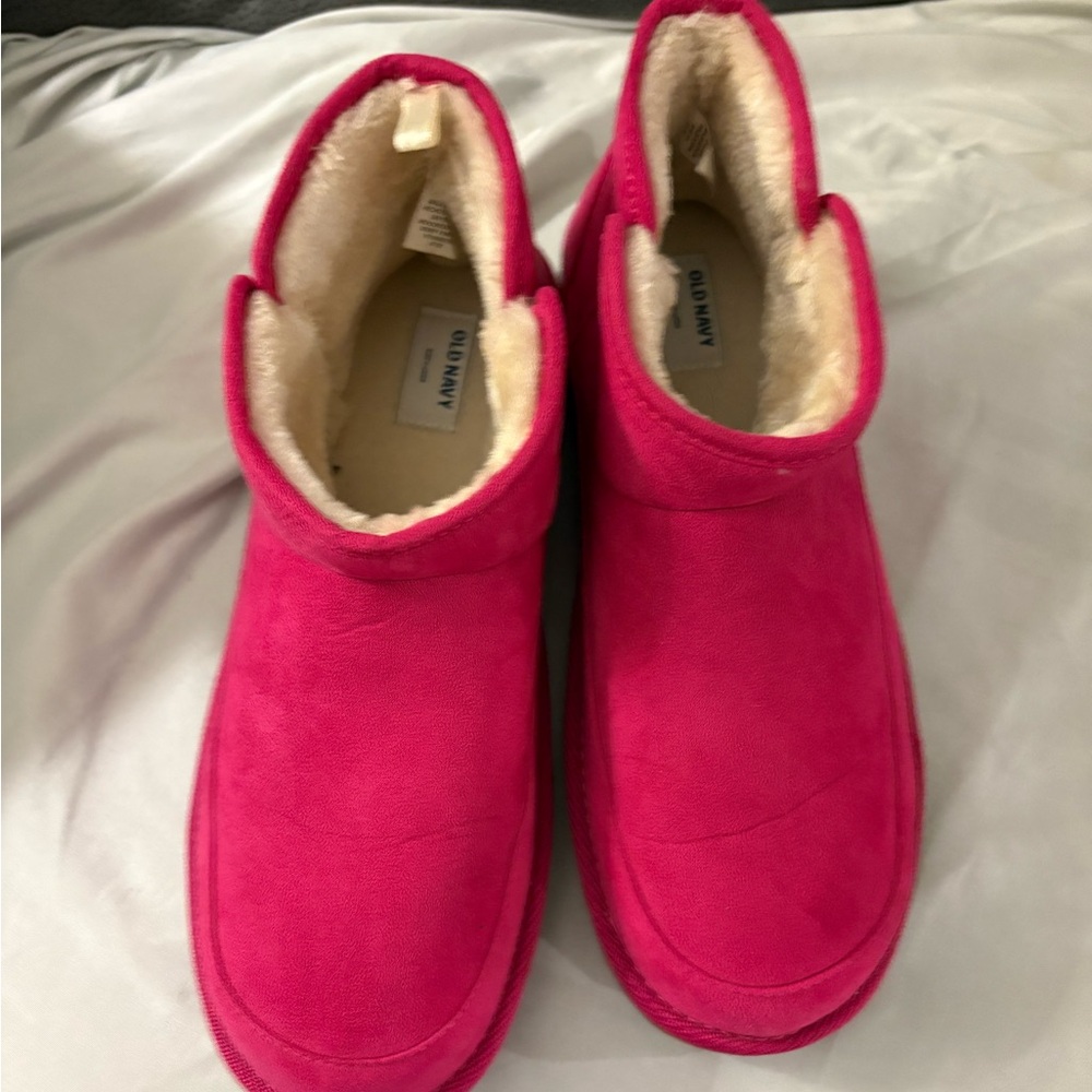 Old Navy Women's Pink Ankle Boots